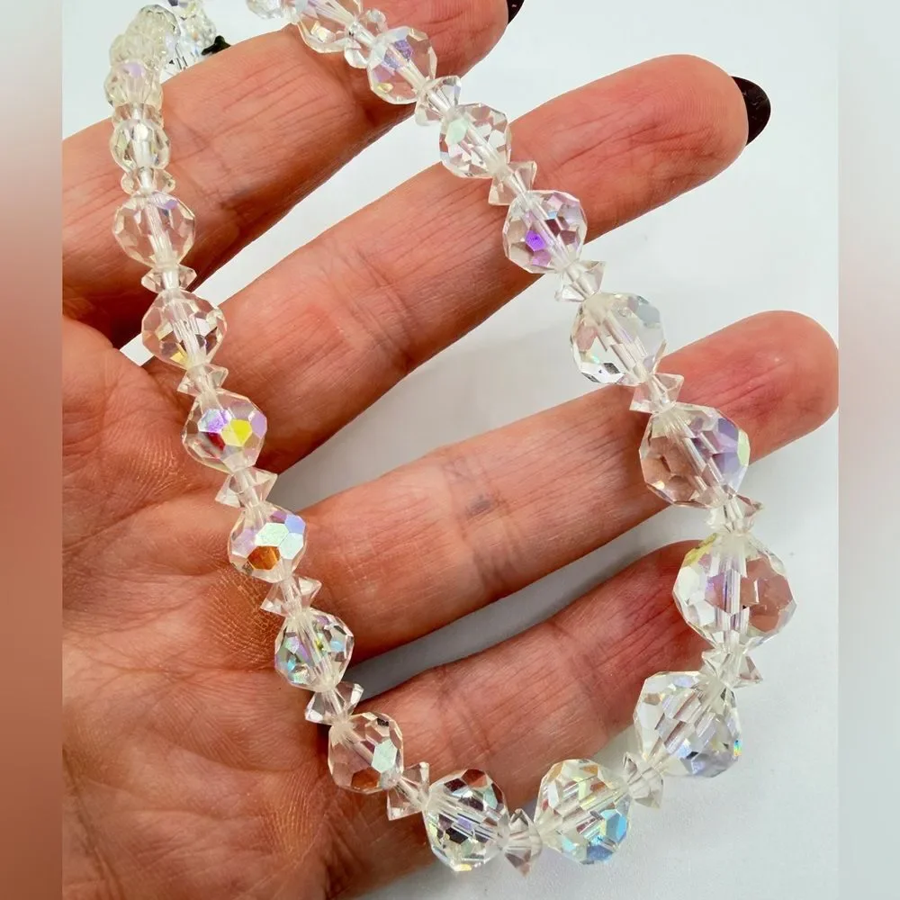 up to 15" VINTAGE LAGNUA, graduated Aurora Borealis crystal beaded necklace! - Picture 6 of 11